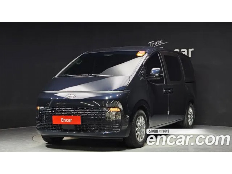 Hyundai Staria 2024 г.