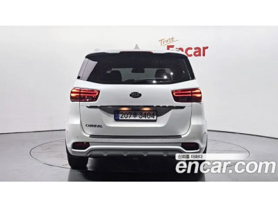 KIA Carnival 2020 г.