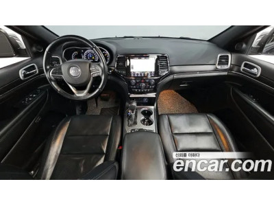 Jeep Cherokee 2020 г.