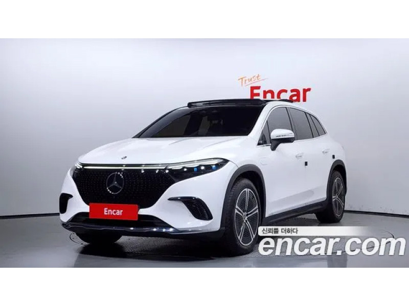 Mercedes Benz EQS 2023 г.