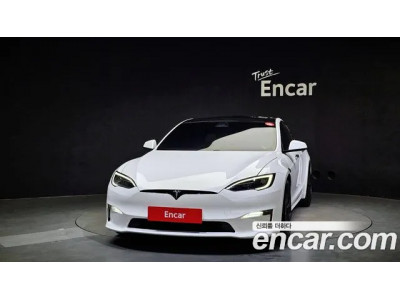 Tesla Model S 2023 г.