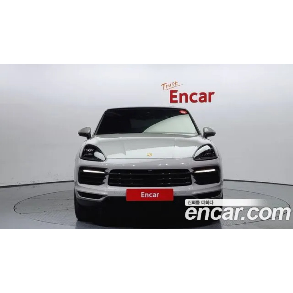 Porsche Cayenne 2023 г.