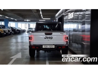 Jeep Gladiator 2021 г.
