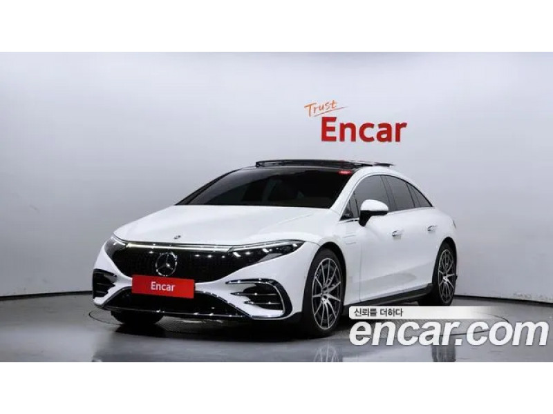 Mercedes Benz EQS 2023 г.