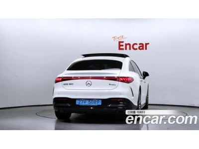 Mercedes Benz EQS 2023 г.