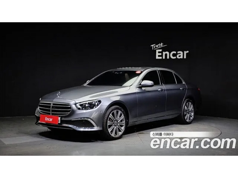 Mercedes Benz E-Class 2023 г.