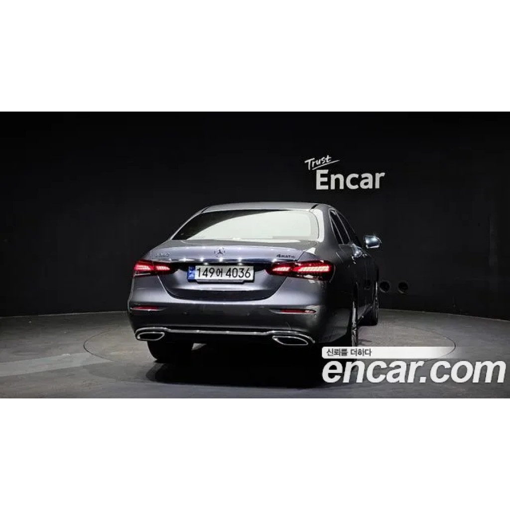Mercedes Benz E-Class 2023 г.