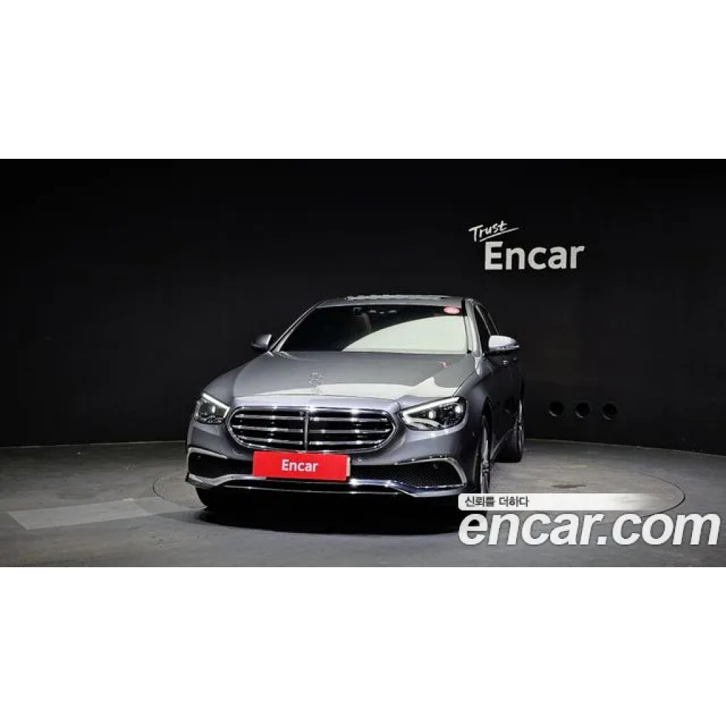 Mercedes Benz E-Class 2023 г.