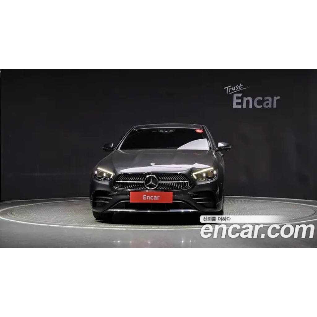 Mercedes Benz E-Class 2023 г.