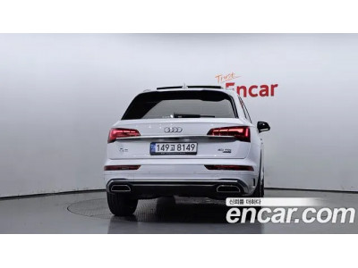 Audi Q5 2022 г.