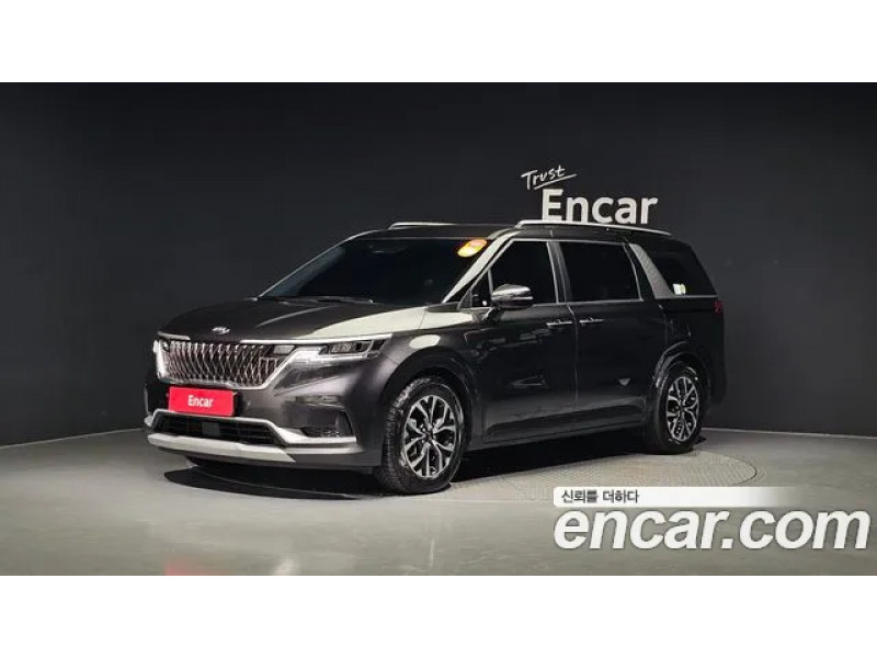 KIA Carnival 2021 г.