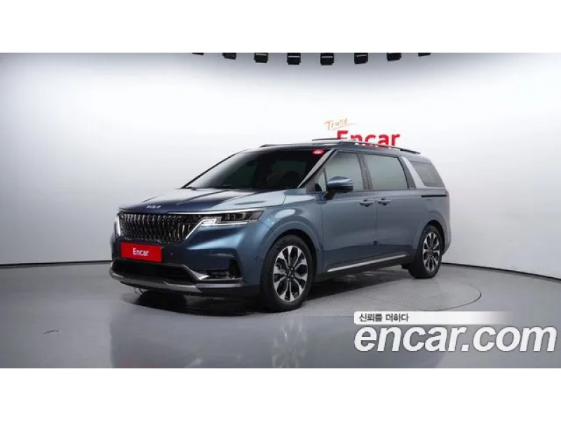 KIA Carnival 2023 г.