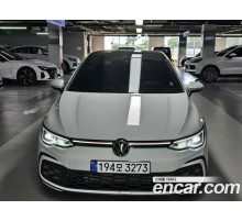 Volkswagen Golf 2024 г.