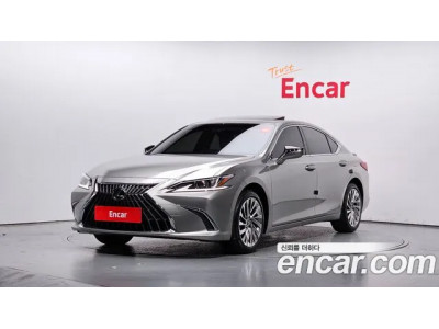 Lexus Is 2024 г.