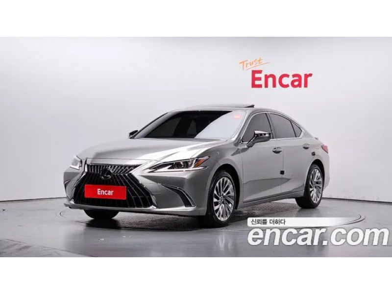 Lexus Is 2024 г.