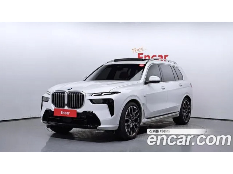 BMW X7 2024 г.