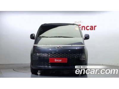 Hyundai Staria 2024 г.