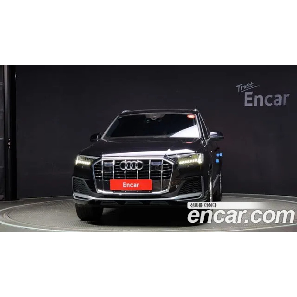 Audi Q7 2020 г.