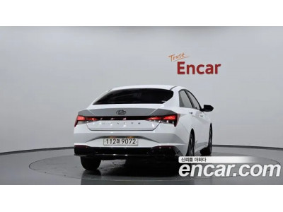Hyundai Avante 2023 г.