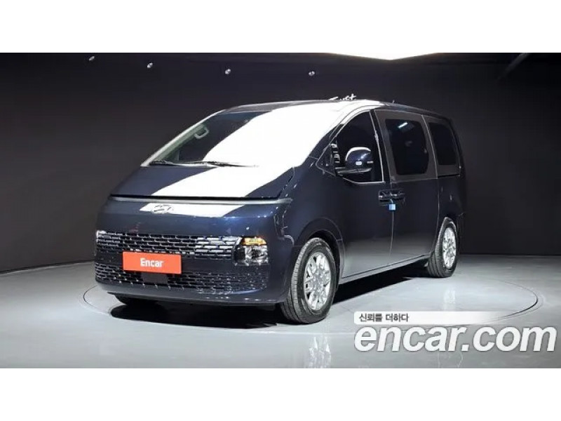 Hyundai Staria 2024 г.