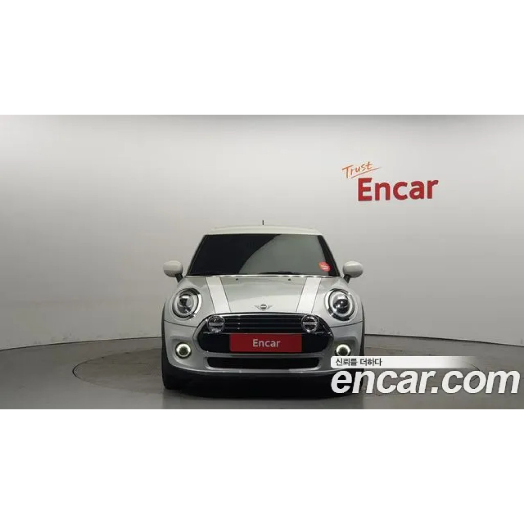 Mini Cooper 2021 г.