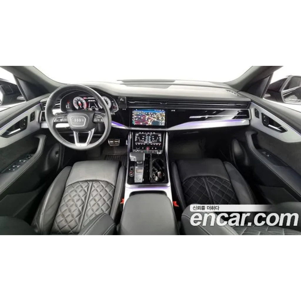 Audi Q8 2022 г.