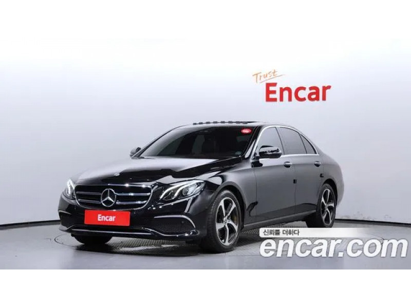 Mercedes Benz E-Class 2020 г.