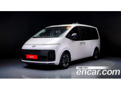 Hyundai Staria 2023 г.