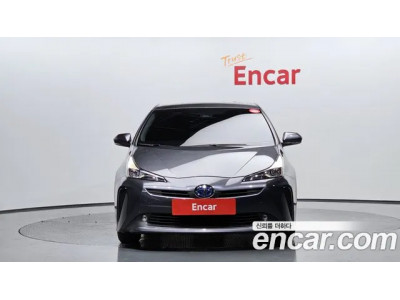 Toyota Prius 2022 г.