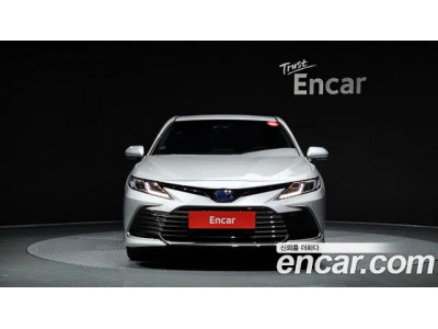 Toyota Camry 2023 г.