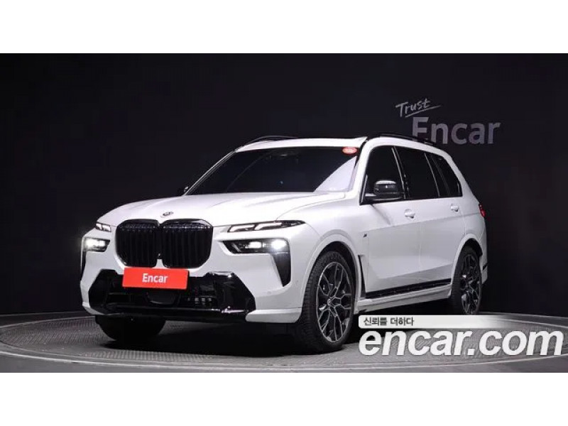 BMW X7 2024 г.