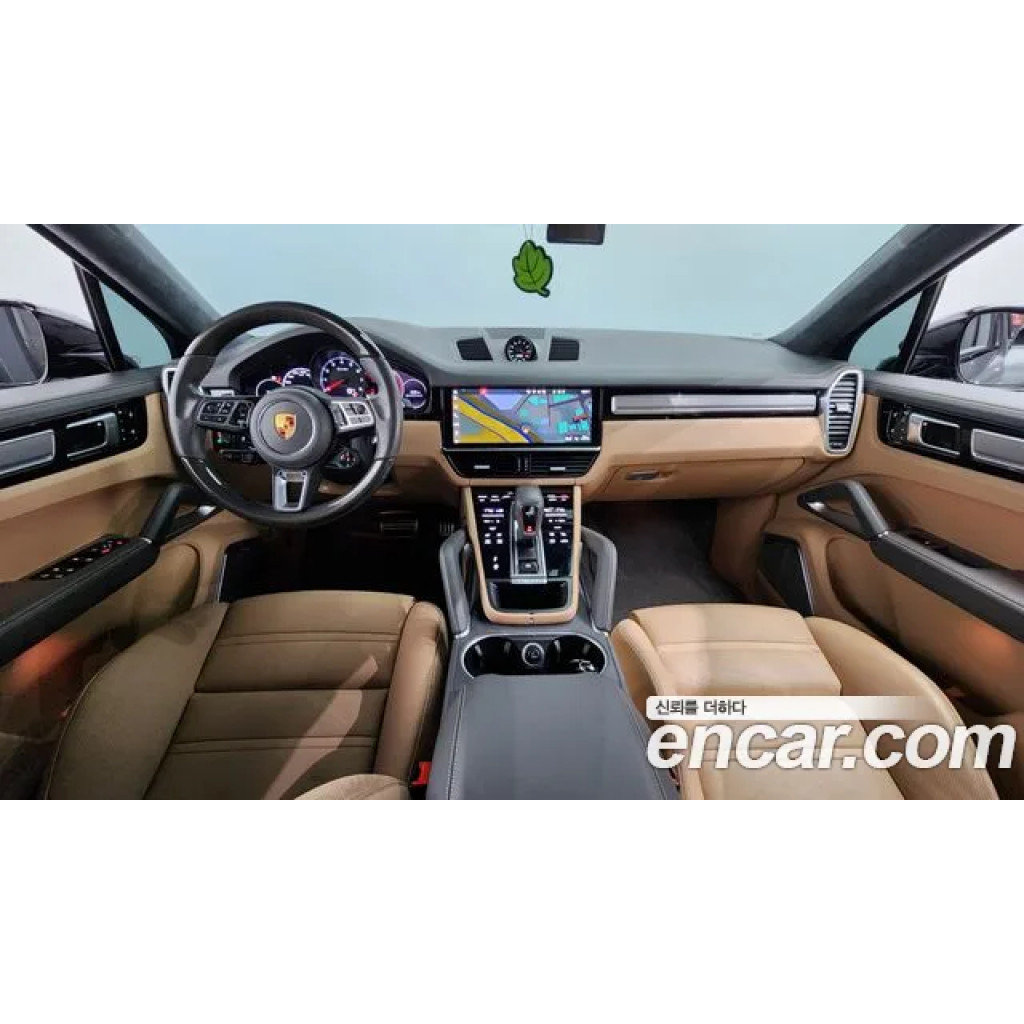 Porsche Cayenne 2021 г.