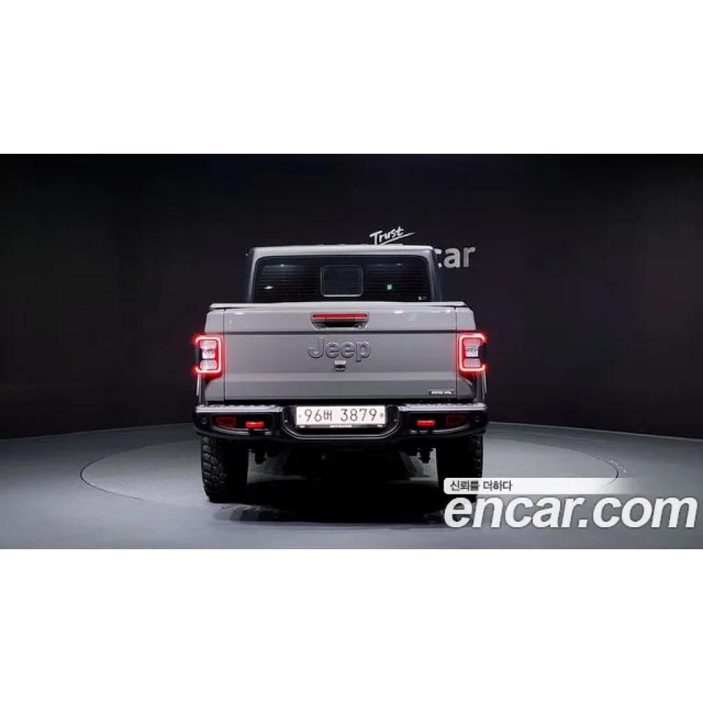 Jeep Gladiator 2021 г.