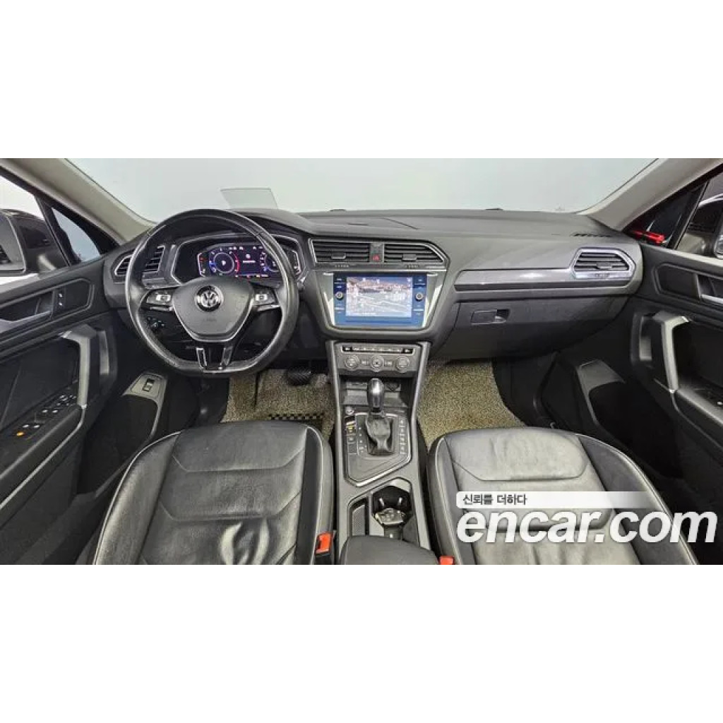 Volkswagen Tiguan 2020 г.