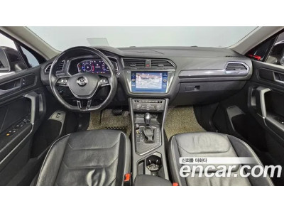 Volkswagen Tiguan 2020 г.