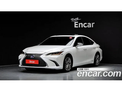 Lexus Is 2020 г.