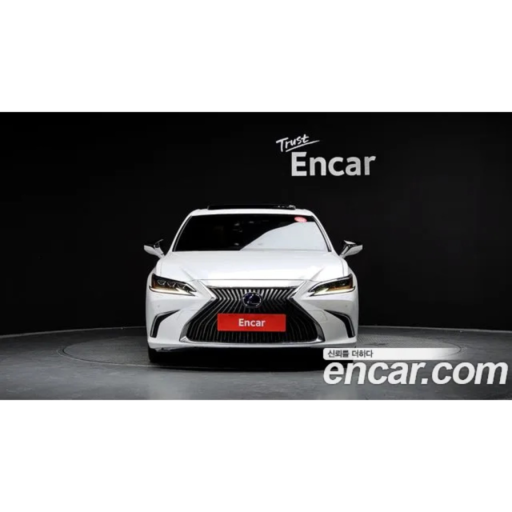 Lexus Is 2020 г.