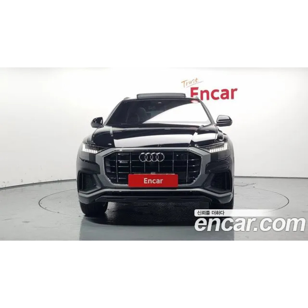 Audi Q8 2021 г.