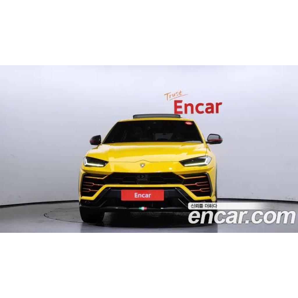 Lamborghini Urus 2020 г.