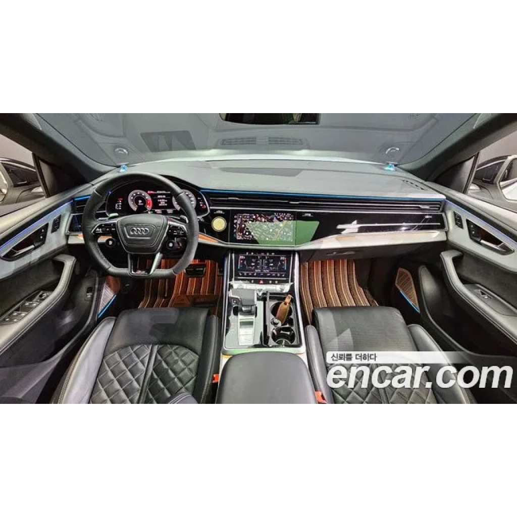 Audi Q8 2021 г.