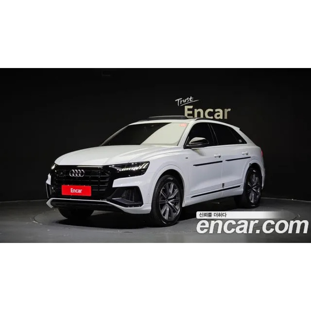Audi Q8 2021 г.