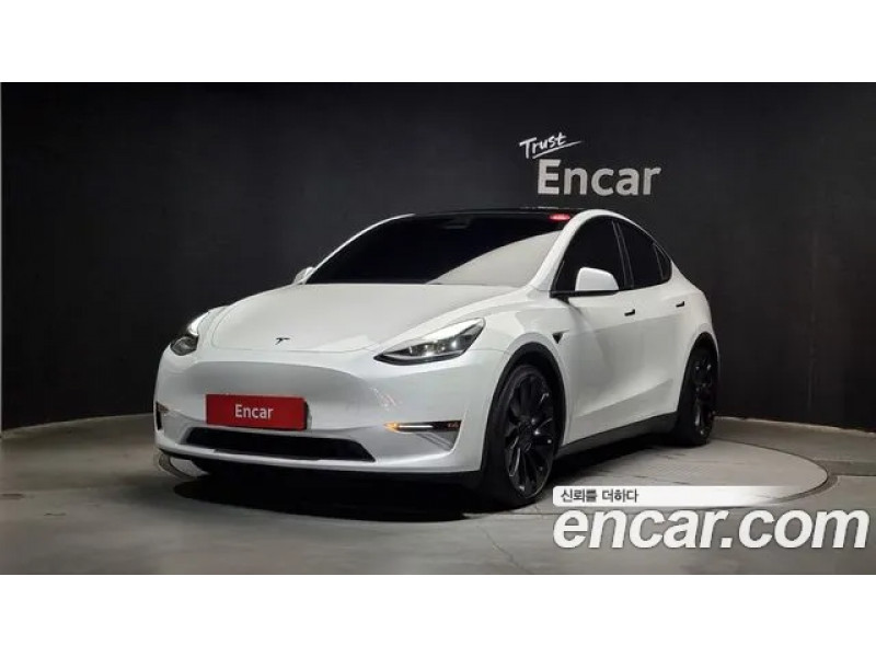 Tesla Model Y 2022 г.