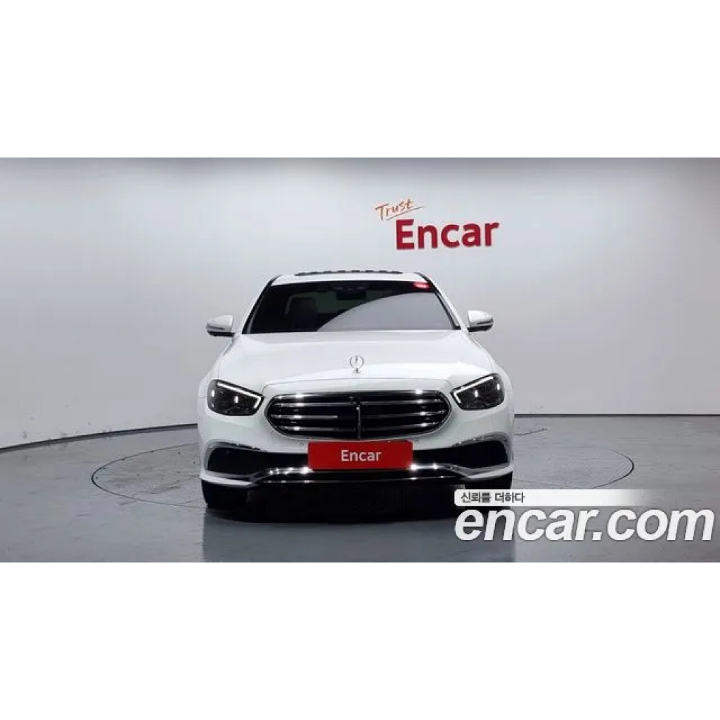 Mercedes Benz E-Class 2021 г.