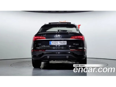 Audi Q5 2022 г.
