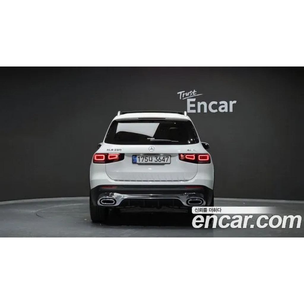 Mercedes Benz GLB-Class 2021 г.