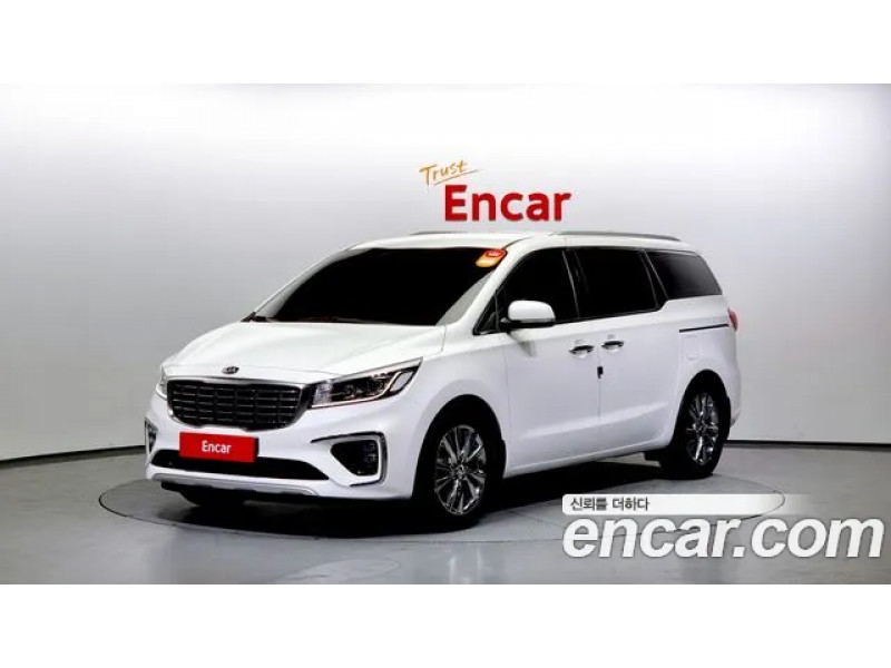 KIA Carnival 2020 г.