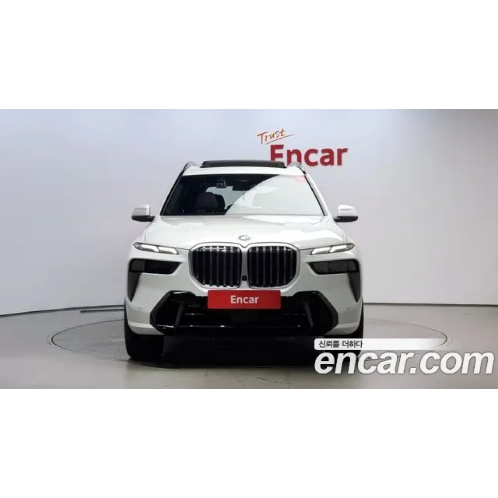 BMW X7 2024 г.