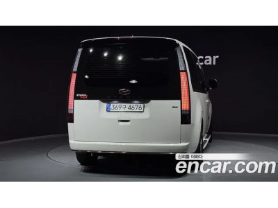 Hyundai Staria 2023 г.