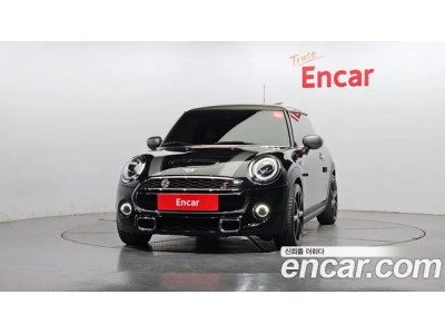 Mini Cooper 2020 г.