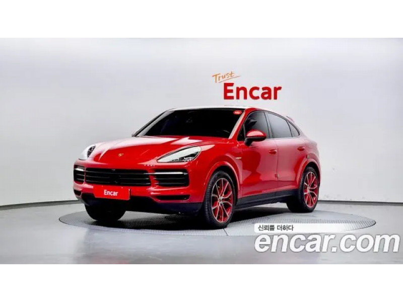 Porsche Cayenne 2022 г.